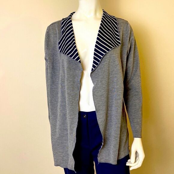 Chico’s Weekend Lightweight Jacket Solid Gray Navy Striped Lapels SZ 2 / M - Picture 1 of 6